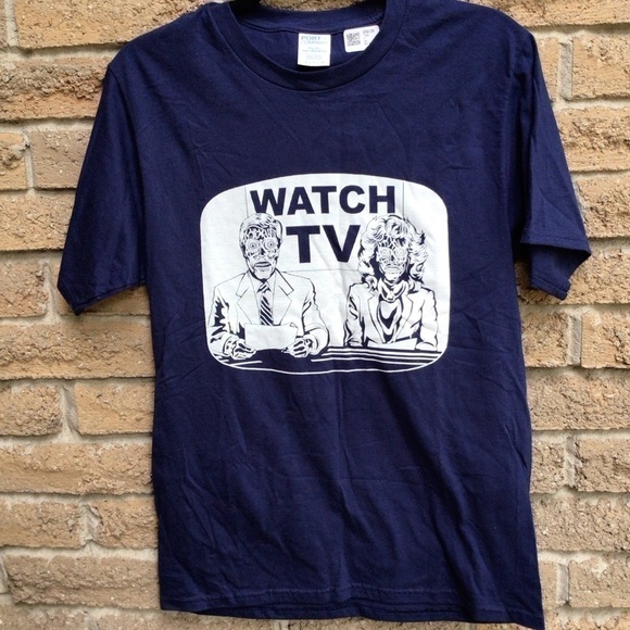 Watch Tv Graphic TSHIRT - Picture 2 of 5